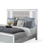 Cama King de Terciopelo Plateado con LED y Detalles de Espejo, 2 Personas